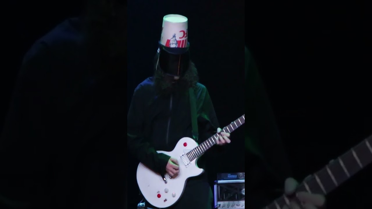 Buckethead Shredding Blind 💥 #guitar #music #buckethead #shorts #unmasked #gunsnroses #blind #shred