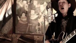 TORRES "Jealousy and I" Live in Studio