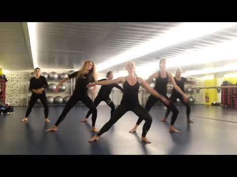 Port De Bras Education -Paris (2018)