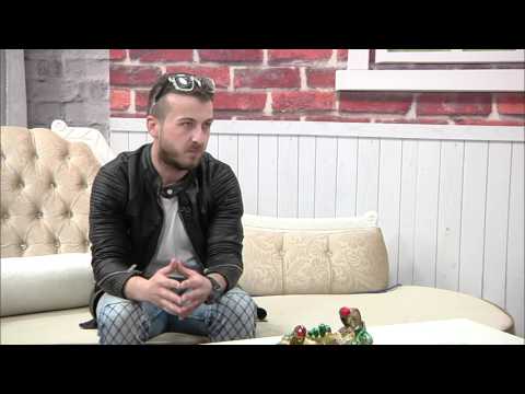 Pas mengjesit ne Koha - MUSTAFA RAMADANI - Këngëtar