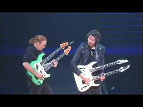 Mr. Big  Paul Gilbert  and Billy Sheehan  solo live budokan 2009