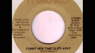 Dorothy Moore Funny How Time Slips Away  1976 45  Malaco M 1033A