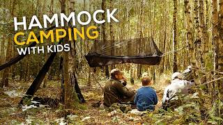 Hängematte mit Kindern im Wald: Crystal Bridge, One-Pot Kochen und Lagerfeuerabend