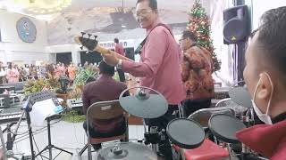 Download lagu Christmas medley (Hai mari berhimpun - In Excelsis Deo) mp3