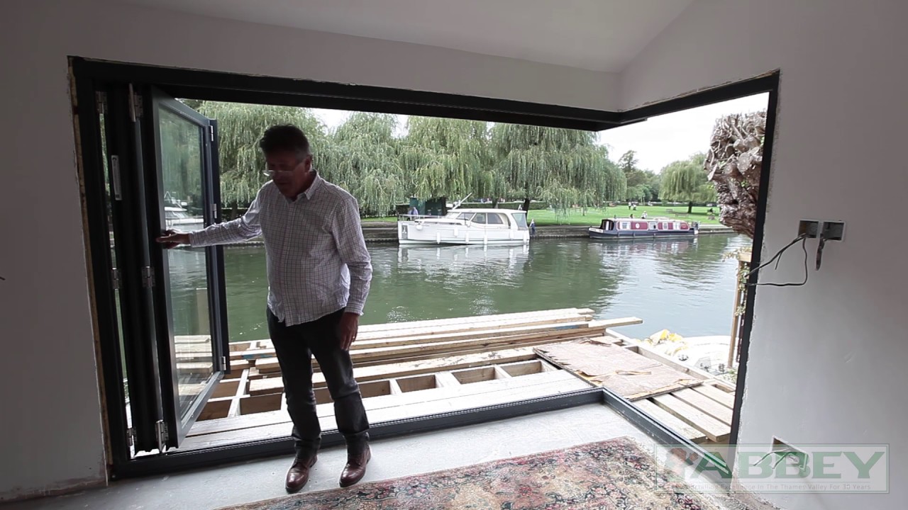 Happy Customers: Corner Aluminium Bi-Fold Doors Henley-on-Thames. video