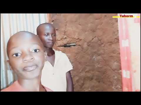 Yamey Gang wakihypp KD Fellaz wakati Wakirecord ngoma yao Mpya..  Part 1