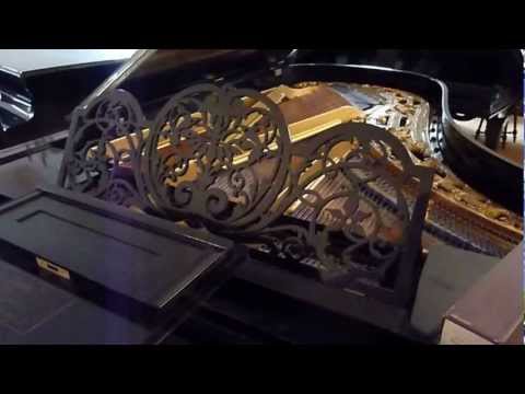 Welte-Mignon push-up player (Vorsetzer) playing a Blüthner concert jub. grand piano