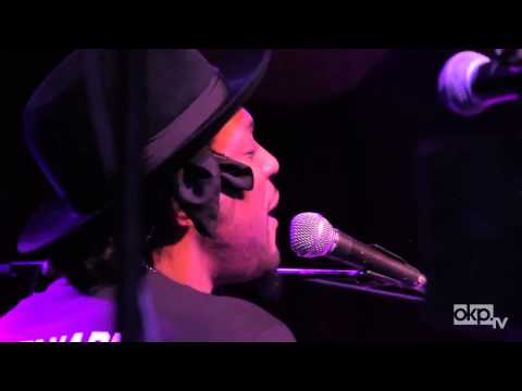 D’ANGELO & QUESTLOVE - TELL ME IF YOU STILL CARE by SOS BAND - Okayplayer live