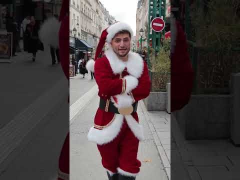 UNE BOUTIQUE AVEC DU MAQUILLAGE GRATUIT EST DE RETOUR!? : #shorts #short #UnGarçonStupide!