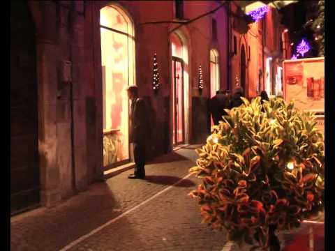 ONDA TG 10.12.2013 - ADDOBBI NATALIZI NEGOZIANTI VIA ROMA A SULMONA