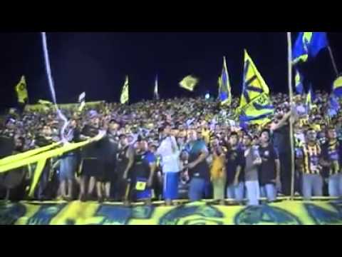 "Chancholigans - Locura Auriazul!!!" Barra: Chancholigans &bull; Club: Sportivo Luqueño