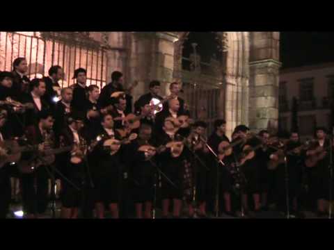 Tuna Universitária do Minho - Menina estás à janela