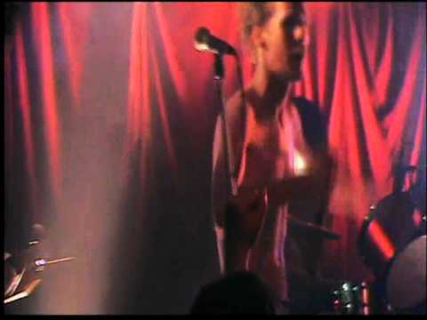 ROYAL HEADACHE (LIVE IN SYDNEY)