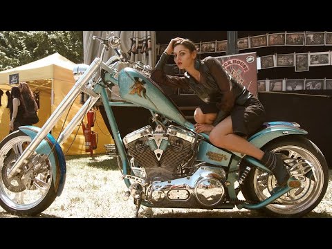 THE LAMB LIES DOWN ON BROADWAY GENESIS 5