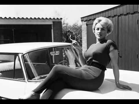 Classic: Annie Palmen. - Sterren en strepen