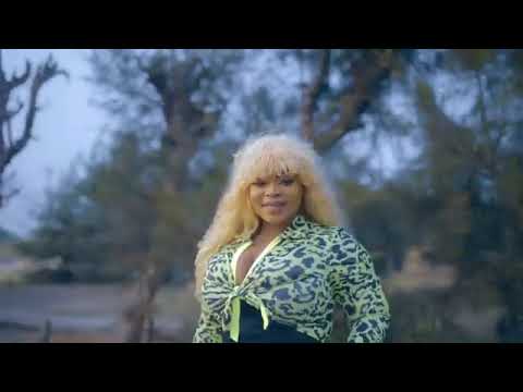 CRISBA Feat EUDOXIE YAO   FUMI REMIX  Clip Officiel 360p