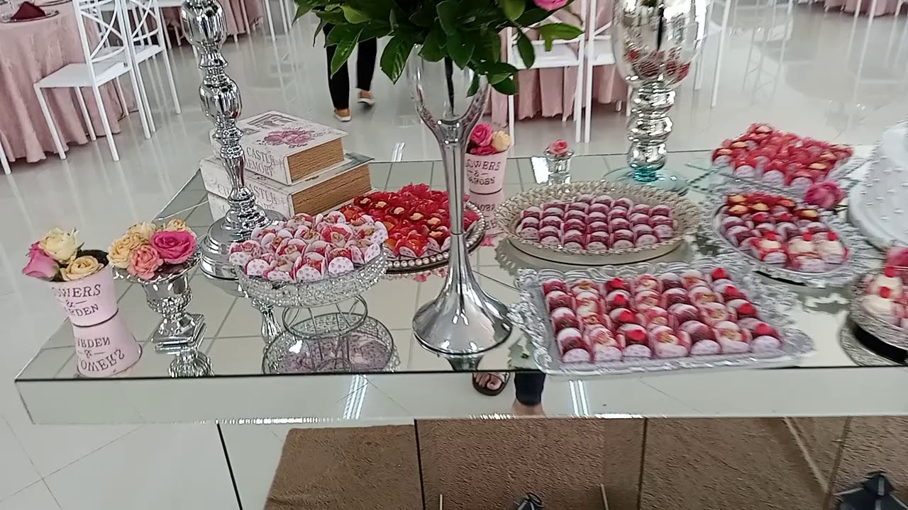 decoração de casamento clássica flores rosa chá e pink