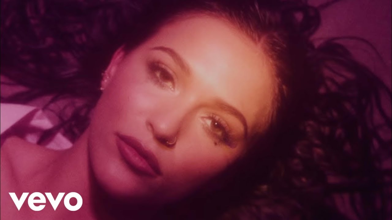 Lennon Stella — Bad