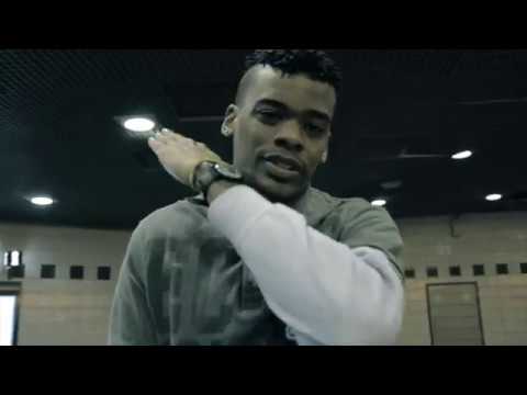 BARBARO "URBANO VARGAS" - A.W.A (ASERES WITH APTITUD)