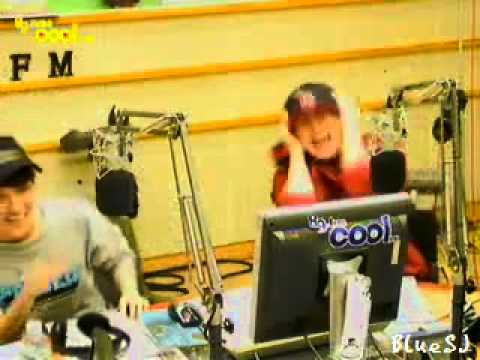 111227 Sukira DJ Sungmin's crazy dance
