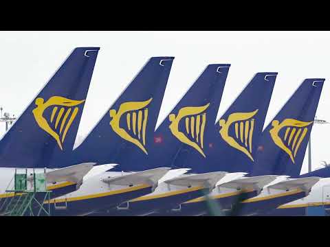 Ryanair boarding music and ambience (Complete)