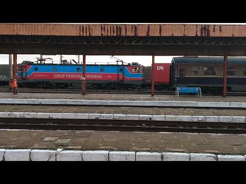 Marfar GFR +Cuplarea locomotivei la tren R 5411/Adjud-Suceava Nord.