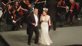 Ally Brooke, Placido Domingo y Ally Brooke Besame MuchoA