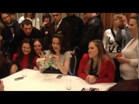 Natalia Oreiro . Reunion con Fans en Moscu, Rusia - 17.04.2014 - Parte 9