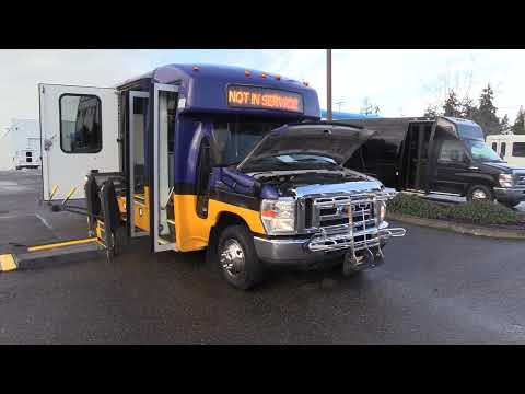 2009 Ford Goshen 19 Passenger ADA Shuttle Bus - S06386