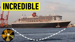 Unusual manoeuvre: Queen Mary 2 turns around at her dock [4k Timelapse]