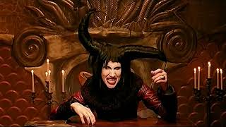 Marilyn Manson - The Nobodies (4K) (subtítulos español)