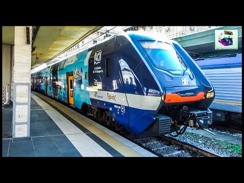 Treni in arrivo è in partenza alla stazione di Genova Brignole