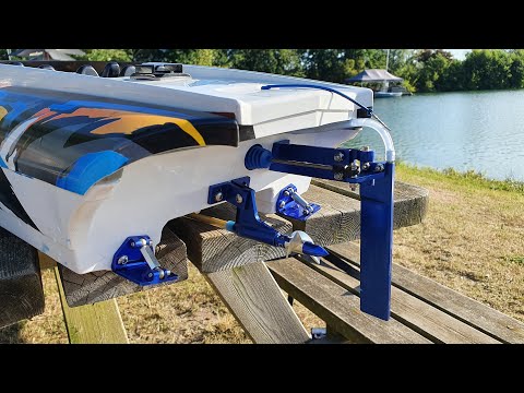 Is a metal prop better ?  M41 Traxxas boat