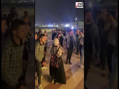 اول ظهور لايمي سمير غانم بعد الولاده في عزاء والد دينا الشربيني