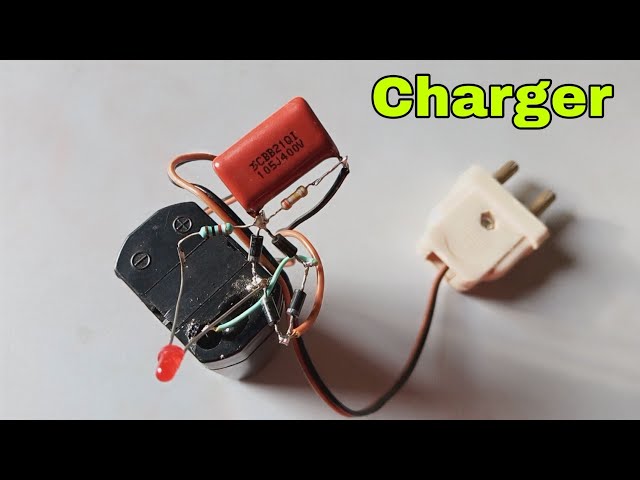 Video Pronunciation of battery charger in English