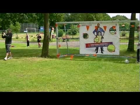Film Emmen  v v Bargeres - spel voetbaldag.
