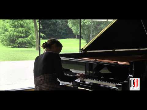 Natalia Morozova interpreta S.Rachmaninoff Momento Musicale No. 4 Op. 16