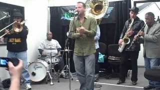 Preservation Hall Jazz Band-Bourbon Street Parade (acoustic)