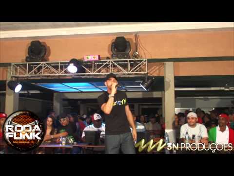 MC Godô :: Pela primeira vez na Roda de Funk ::