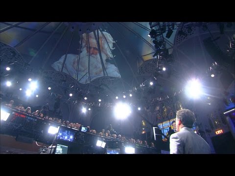 なぜ神はトランプを許すのか？ (Why Would God Let Trump Happen?)