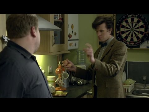 Doctor Who - The Lodger - The Doctor makes an omlette