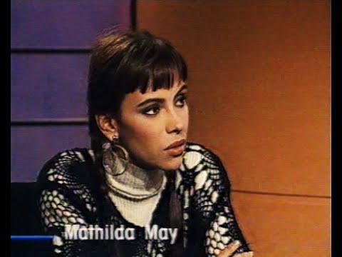 Mathilda May invitée du JT pour promo film "Toutes peines confondues" - Bruxelles 10-04-92