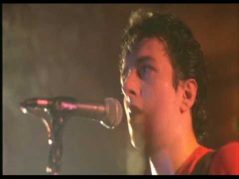 The Clash - Police and thieves (live at Birmingham)
