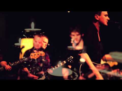 Jonas Schou & Band – Små Katastrofer Og Mindre Mirakler LIVE 2015