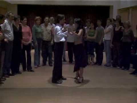  Javier Rodriguez  and  Geraldine Rojas  are  dancing  to  the  tango  "  Negracha  "