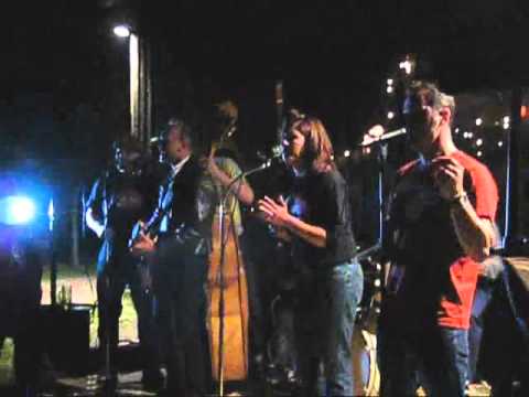 The Retromantics - Little girl of mine DOO-WOP live WILD IN THE COUNTRY 2011
