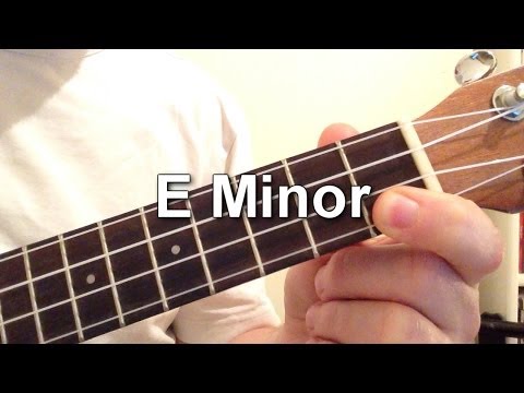 How to play E Minor chord on the ukulele!