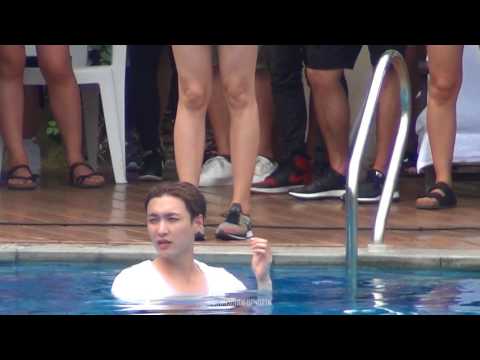 [DSUN] 170714 Go Fight! Shooting in Sanya - Lay Chillin in the Pool