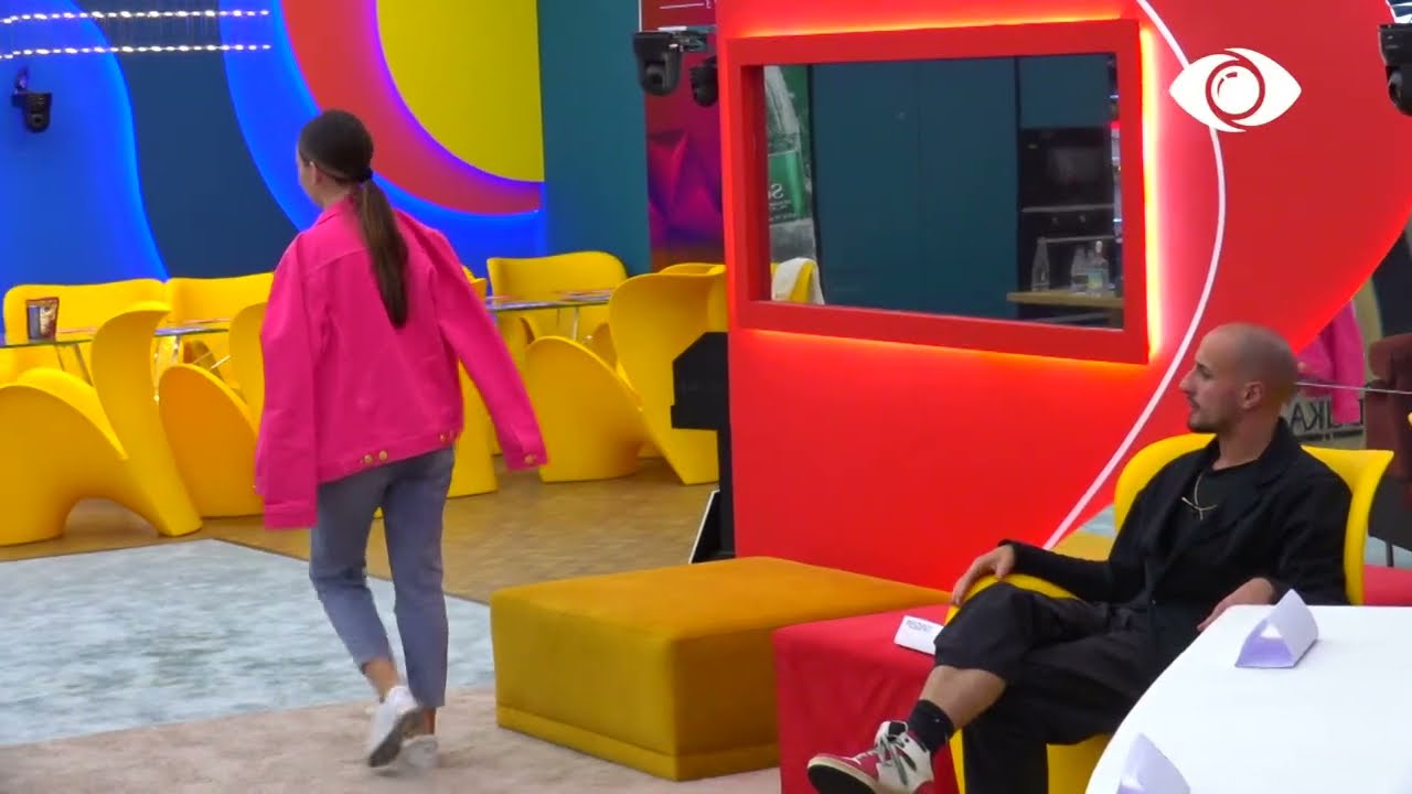 Je i paedukatë/ Kiara debaton me Kristin