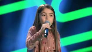 THE VOICE KIDS GERMANY 2018 - Anisa - "Traffic Lights" - Blind Auditions
